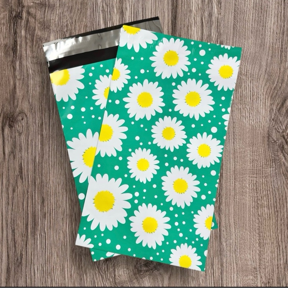 (10) 6x9 Spring Daisy Poly Mailers